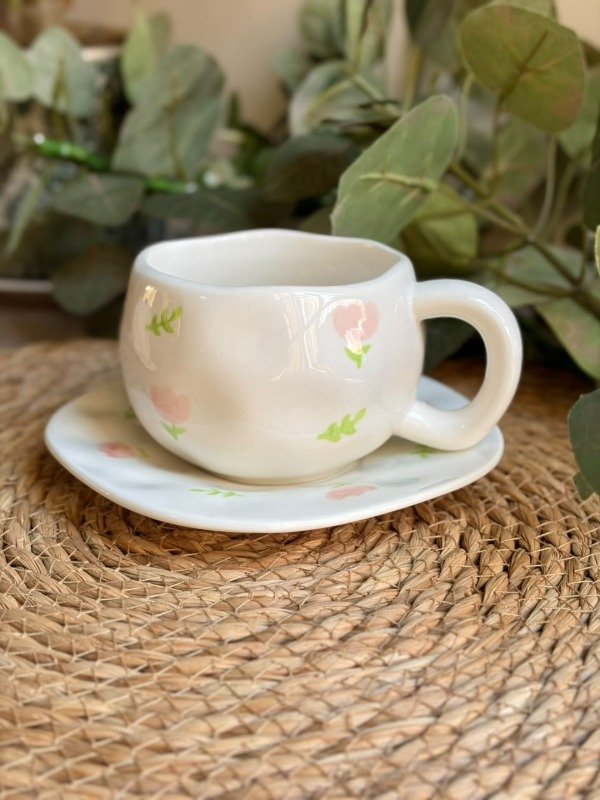 Producto - Taza  y plato de cerámica Tulipán