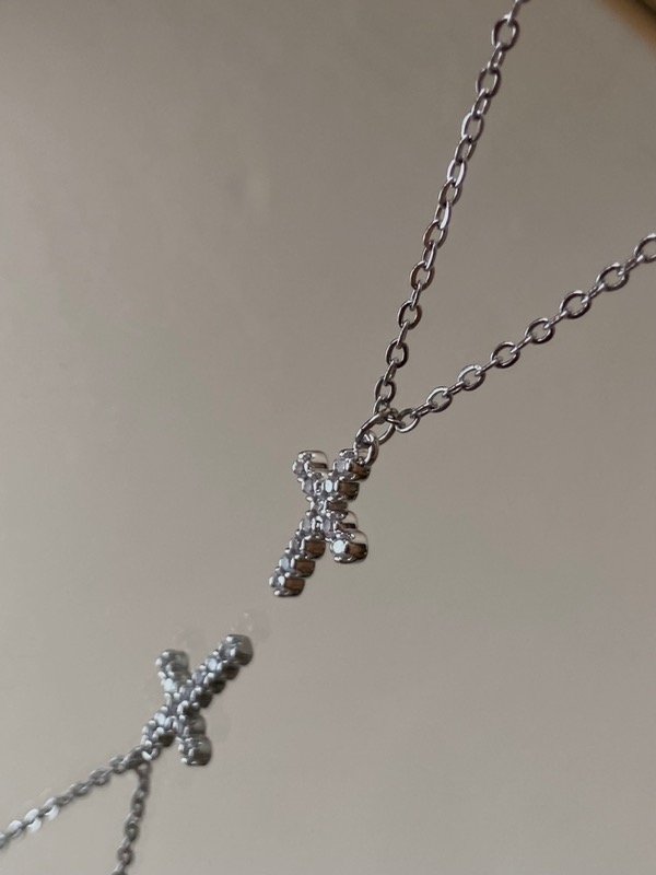 Producto - Collar Cruz Silver Waterproof