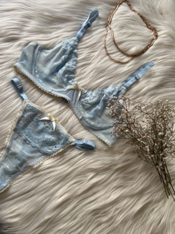 Felicitas Celeste Celestia Lenceria