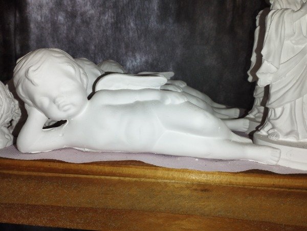 Producto - angel acostado 24 cm / PARADO 30CM