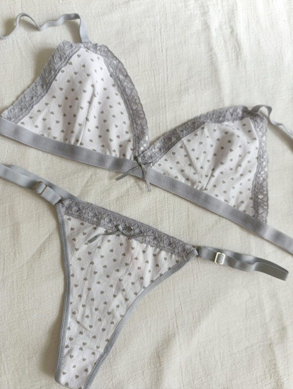 Producto - CONJUNTO LOVE BLANCO/GRIS