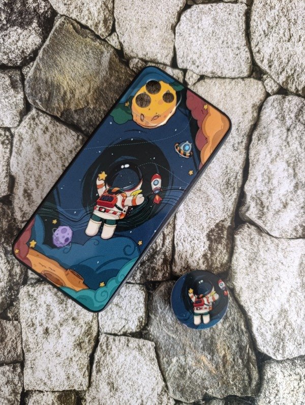 Producto - Funda rígida con popsocket Samsung A03  astronauta