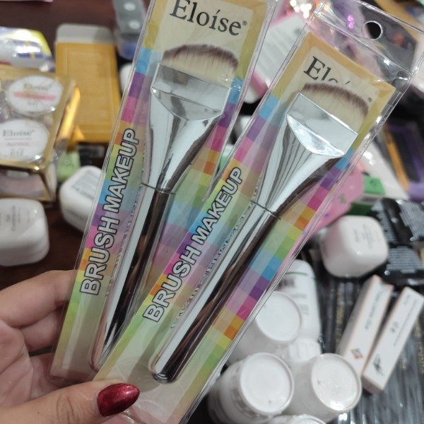 Producto - Brocha para base - ELOISE