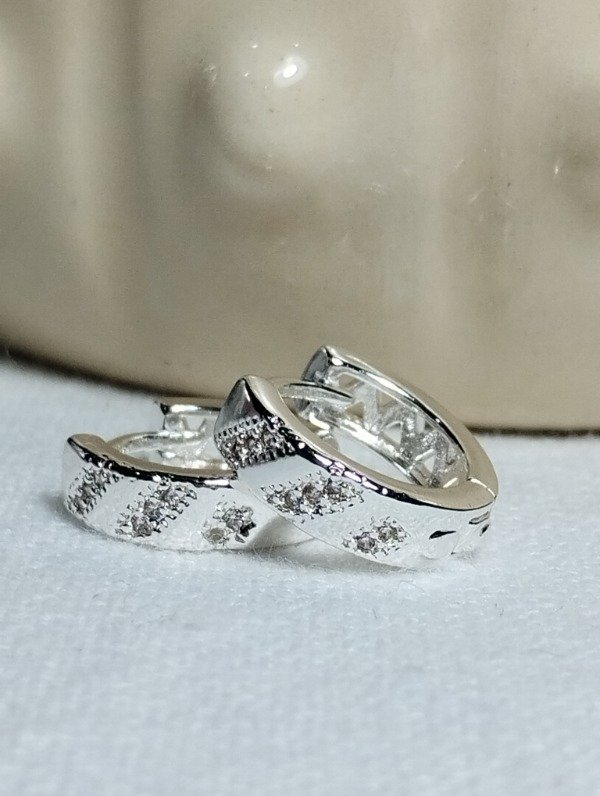 Producto - Argollas lineas micropave