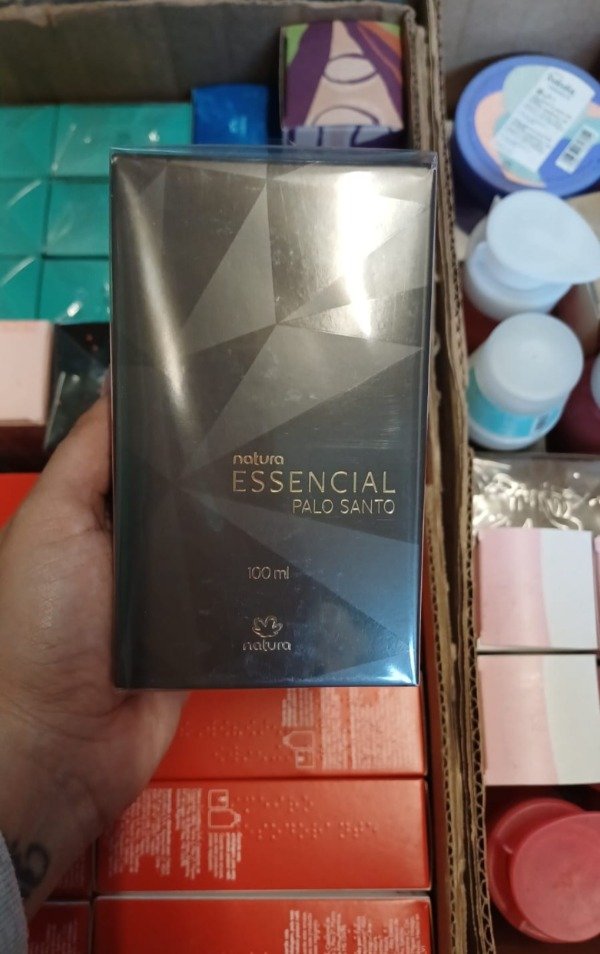 Producto - ESSENCIAL PALO SANTO MASCULINO 100ML