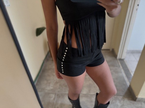 Producto - Short gamuza con tachas