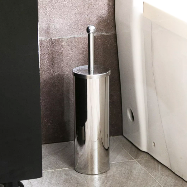 Producto - Escobilla de baño plateada