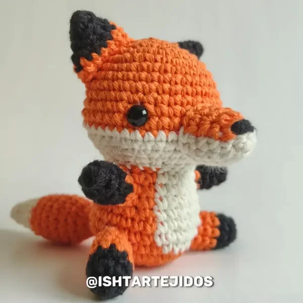 Producto - Amigurumi zorrito tejido a crochet [Muñeco terminado]