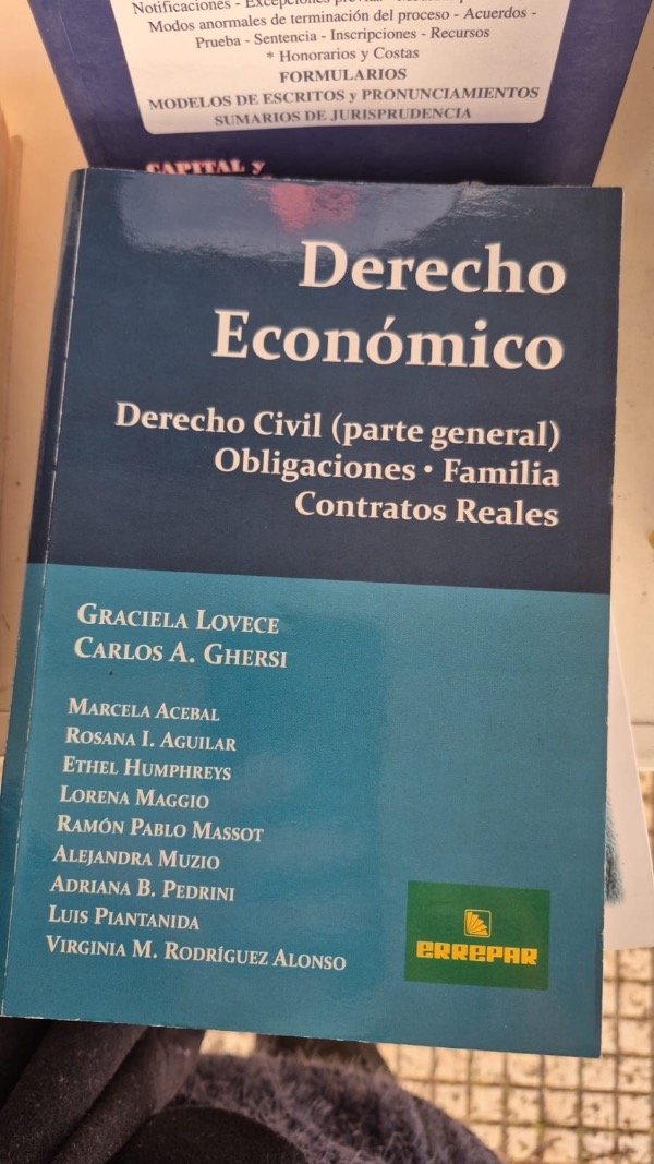 Producto - Pack 2 Libros derecho y economía - 2