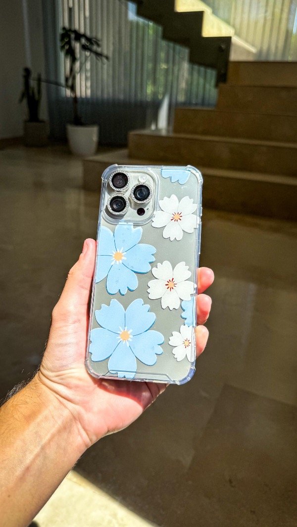 Producto - Case Flores Celestes y Blancas