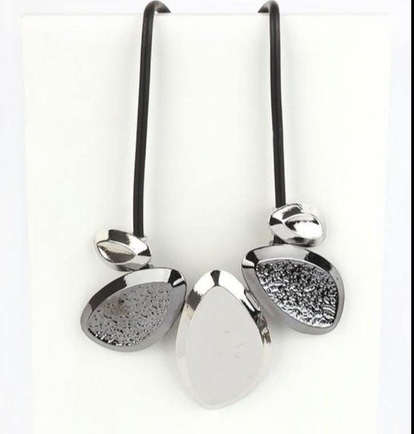 Producto - Collar SIDE