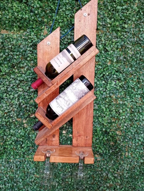 Producto - Porta botellas y copas artesanal