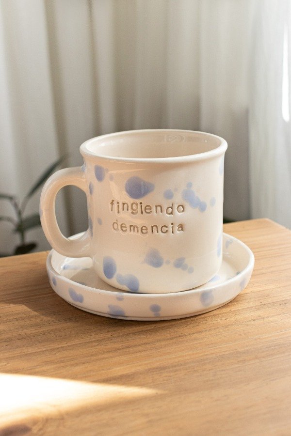 Producto - Tazona Fingiendo demencia + Plato
