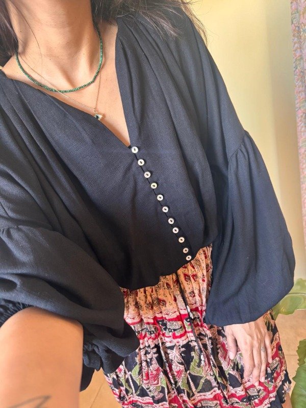 Producto - Camisa Vayu - Negra