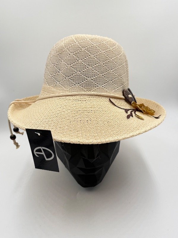Producto - Sombrero con aplique 1 - 0