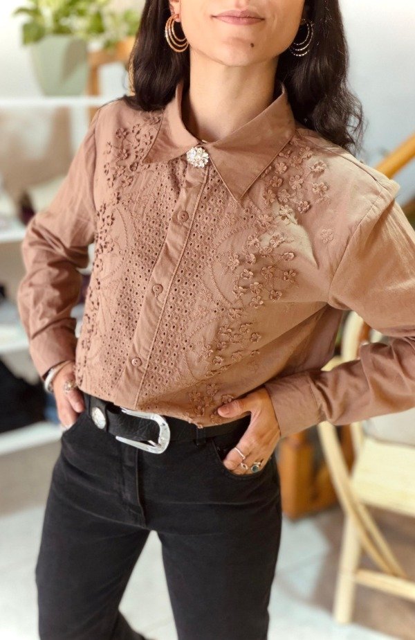 Producto - CAMISA CHOCOLATE TALLE 4