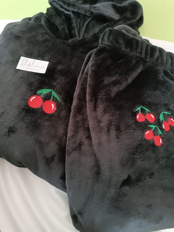 Producto - Conjunto polar CHERRY