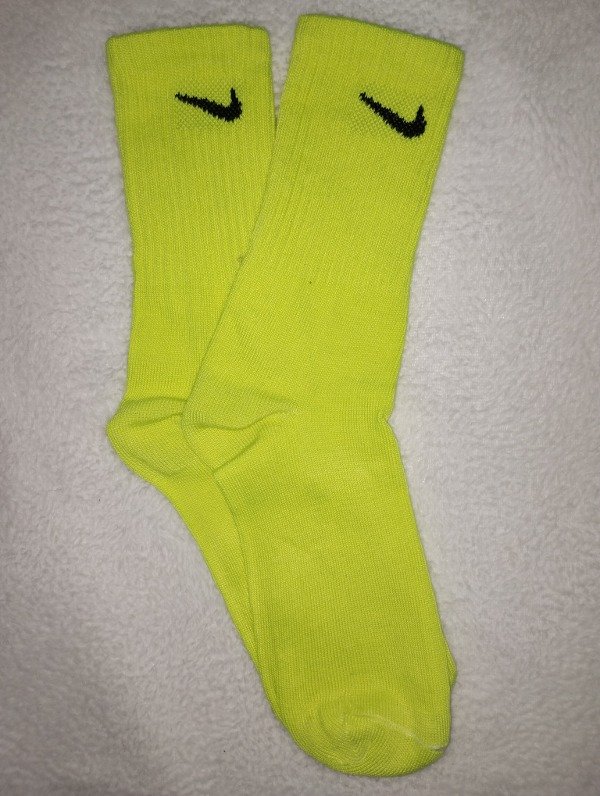 Producto - Nike Amarillo Flúor