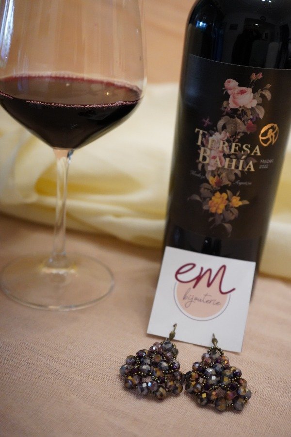 Producto - Vino a elección TB + Aros de diseño