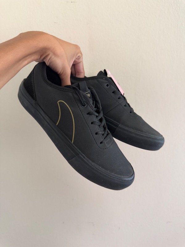 Producto - Zapatillas CAPTAIN FIN talle 37 irl53