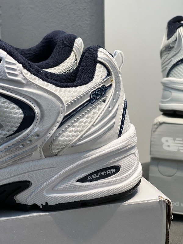 Producto - NEW BALANCE 530 WHITE - 1