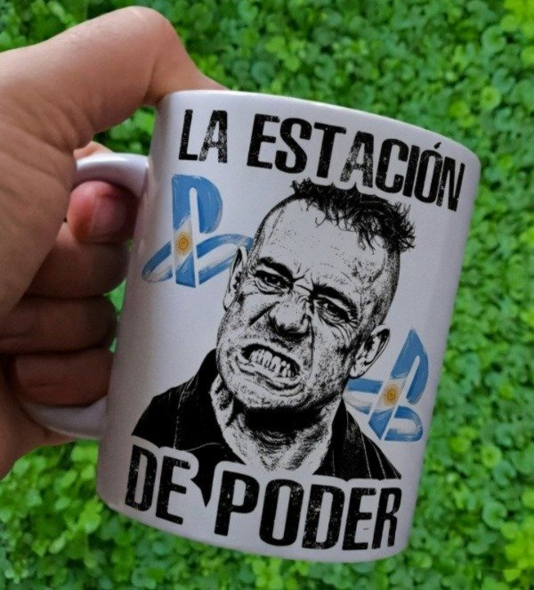 Producto - taza iorio la estacion del poder