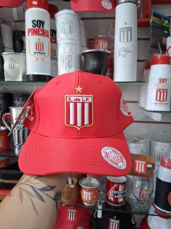 Producto - Vicera EDELP bordada roja