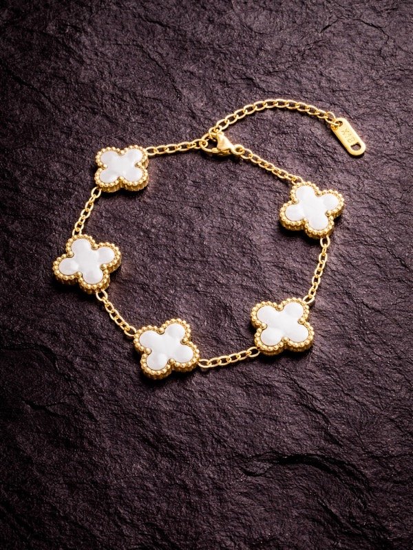 Producto - PULSERA VAN CLEEF ORO BLANCO