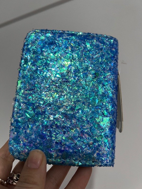 Producto - Billetera poket celeste con brillitos