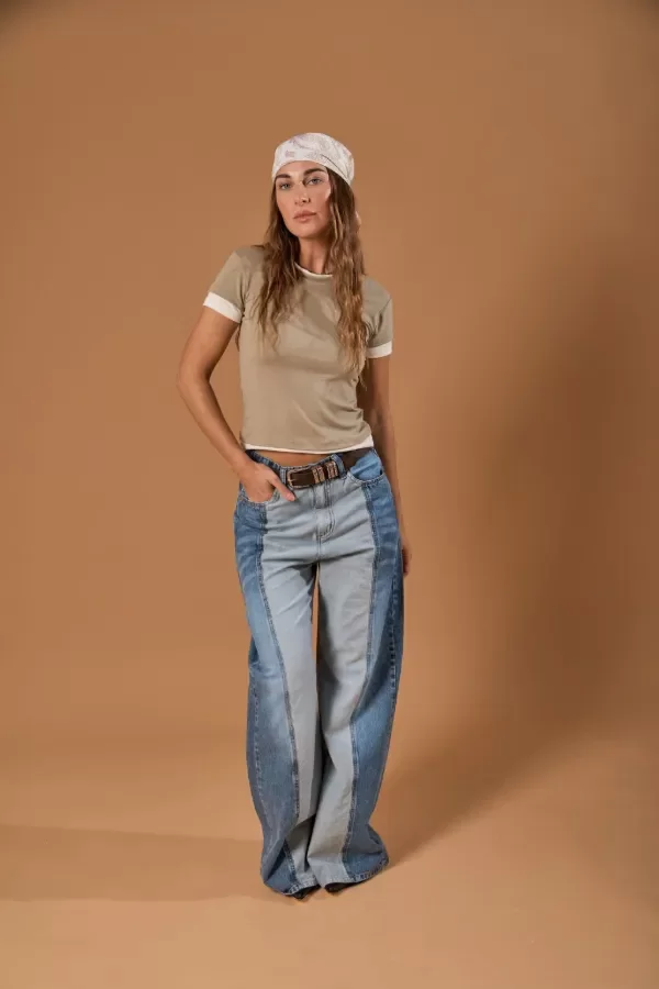 Producto - Remera Orquidea Peuque