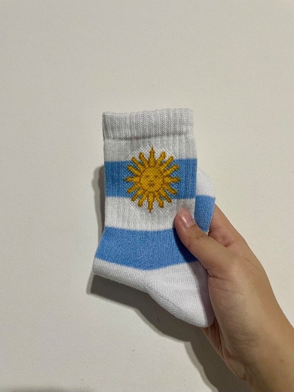 Tenis niño Argentina lineas celestes
