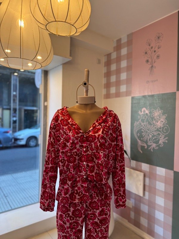 Producto - PIJAMA CAMISERO FLORES ROSA