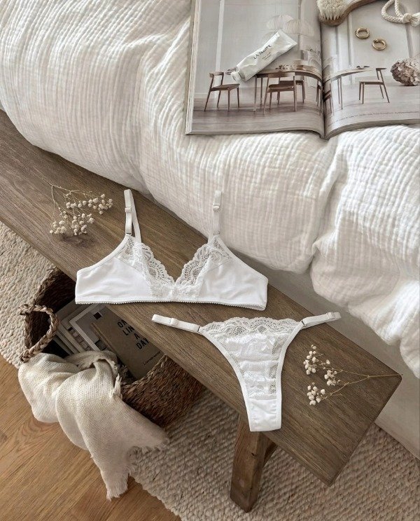 Producto - Conjunto bralett de microfibra y encaje - Art 243