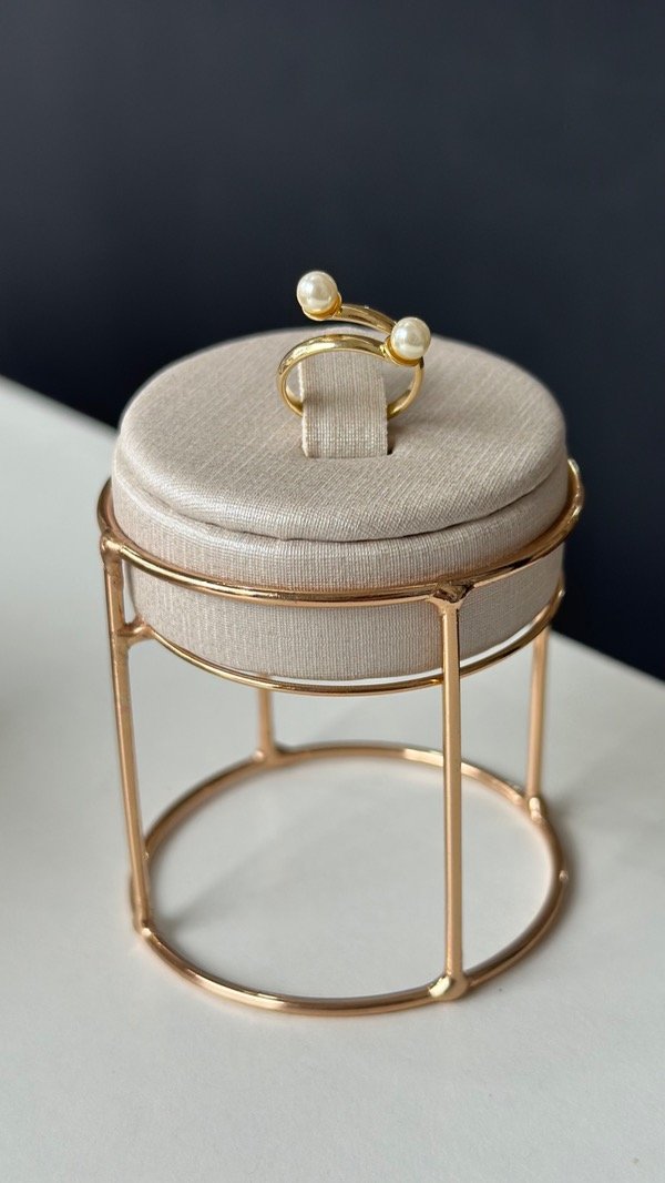 Producto - Anillo infantil cruzado perlas laminado en oro 18k