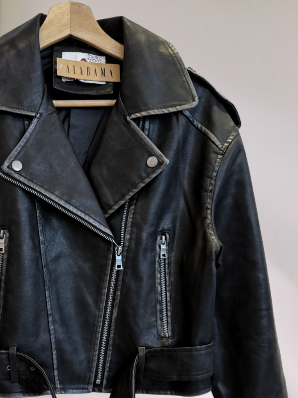 Producto - Campera Ecocuero Negro