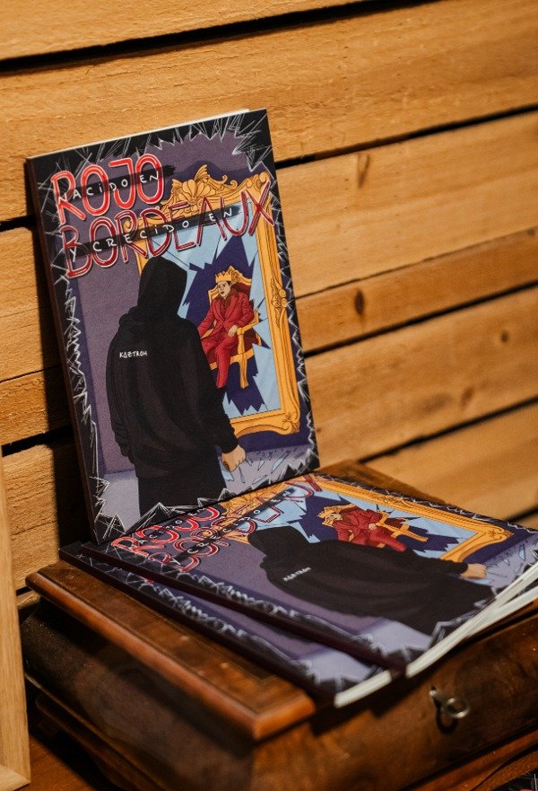 Producto - Libro "Nacido en rojo y crecido en bordeaux"