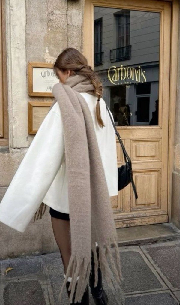Producto - RUANA / BUFANDA NUBE BEIGE -