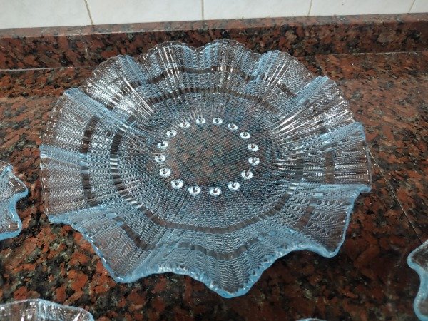 Producto - Plato vidrio prensado turquesa chico