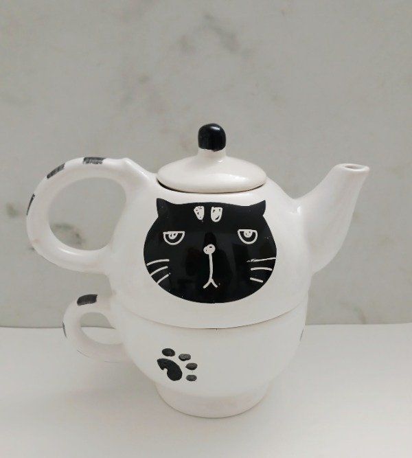 Producto - Tea for One.Gatito negro