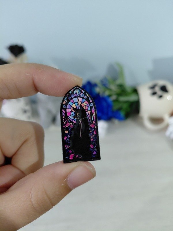 Producto - Pin metalizado - Michi en vitraux #1333