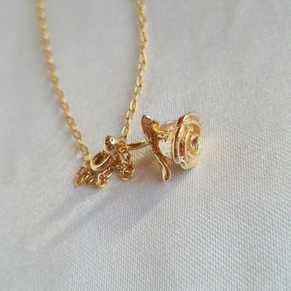 Producto - Collar rosa gold