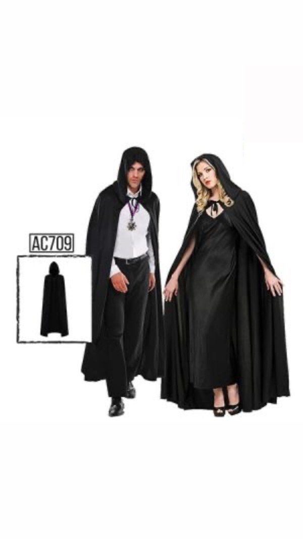 Producto - Capa Negra Larga con capucha 1,30