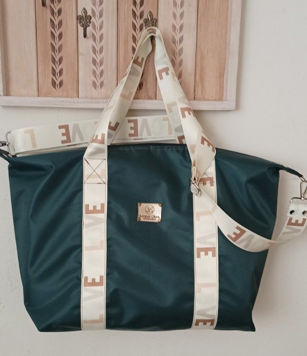 Producto - Bolso Gloria verde inglés correas natural