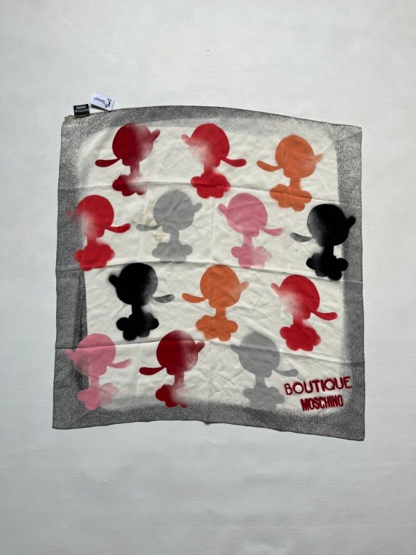 Producto - Moschino Olive Oyl Silhouette Silk Scarf - 1