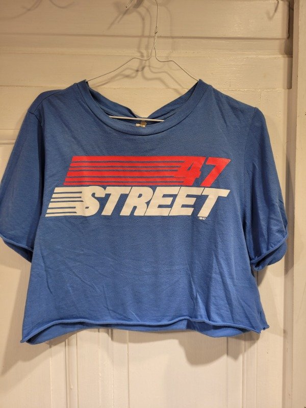 Producto - Remera 47 STREET azul logo blanco y colorado- Talle XS- PRECIO: 14x - 0