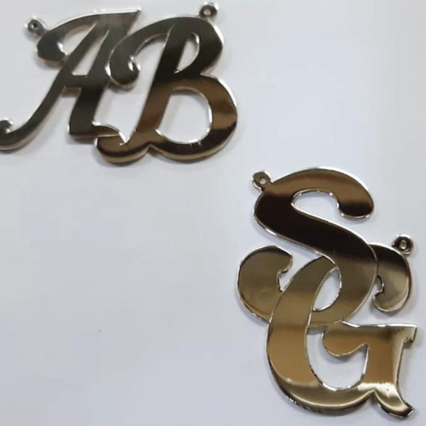 Producto - Dije inicial en plata y oro