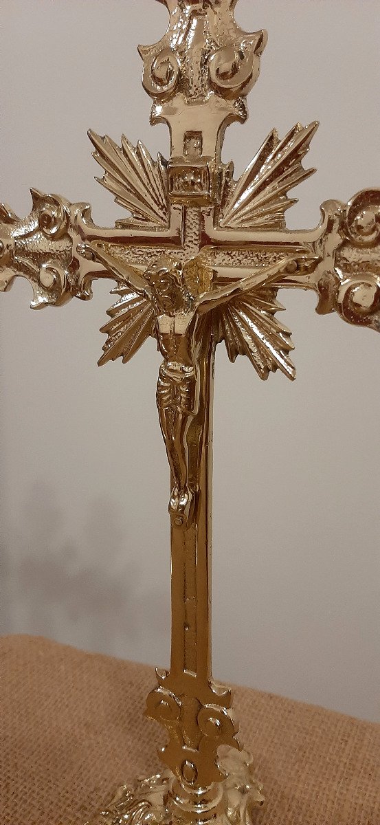Producto - Crucifijo con base - 2