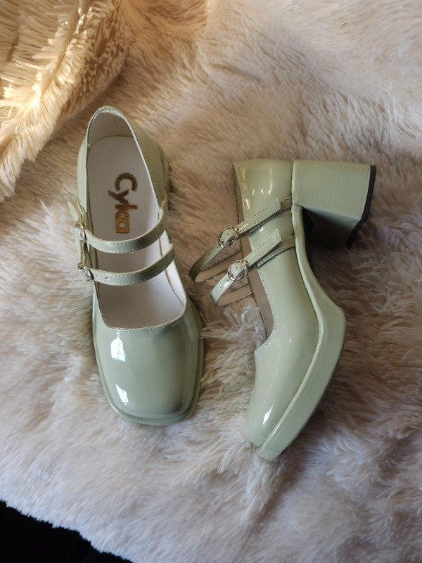 Zapato cuadrado doble hebilla pistacho