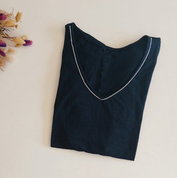 Producto - Remera Con Aplique