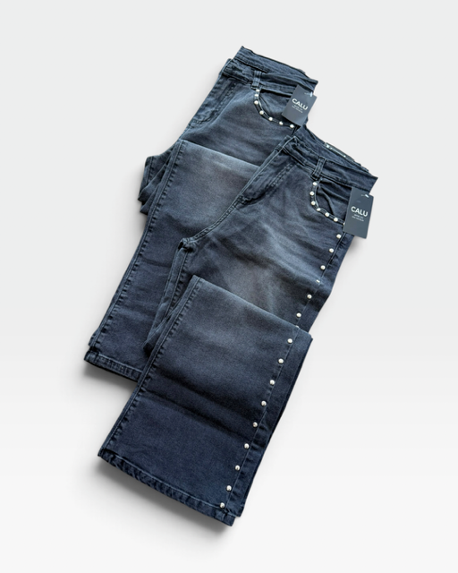 Producto - JEAN WIDE LEG NEGRO TACHAS DINAMARCA 0758